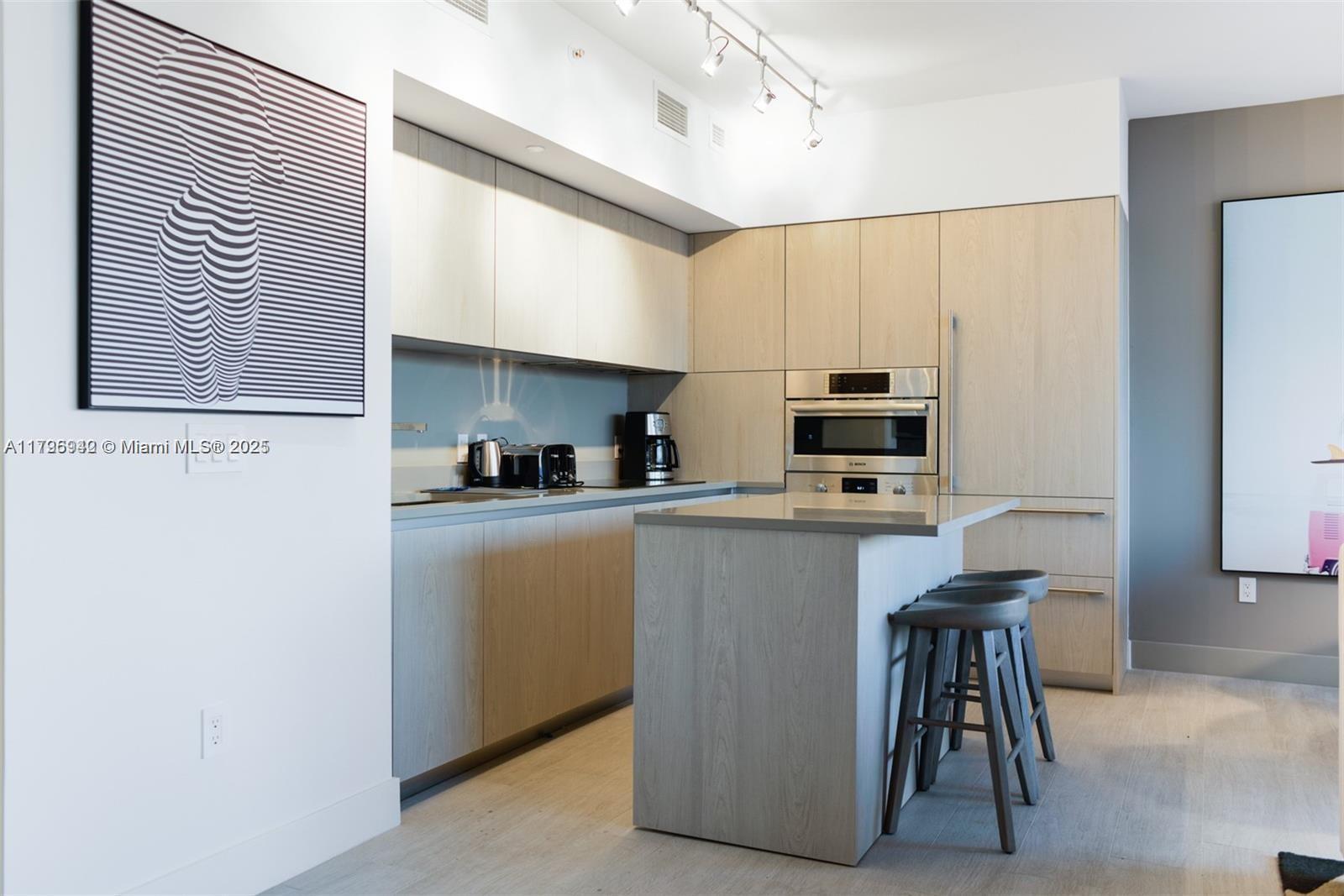 4010 SOUTH OCEAN CONDO - Residential