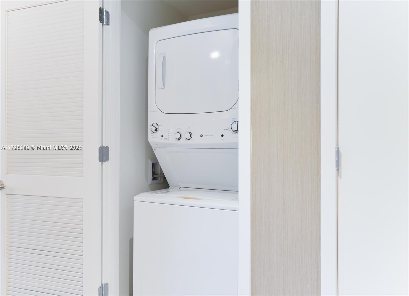 4010 SOUTH OCEAN CONDO - Residential