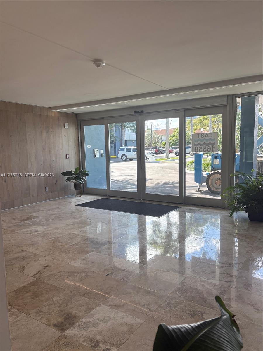 16558 NE 26th Ave 6I