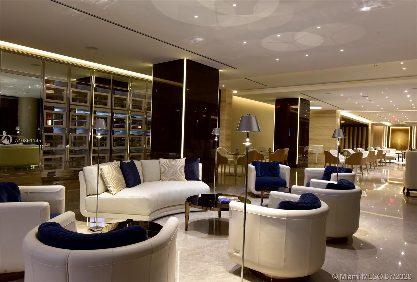 FENDI CHATEAU RESIDENCES - Residential