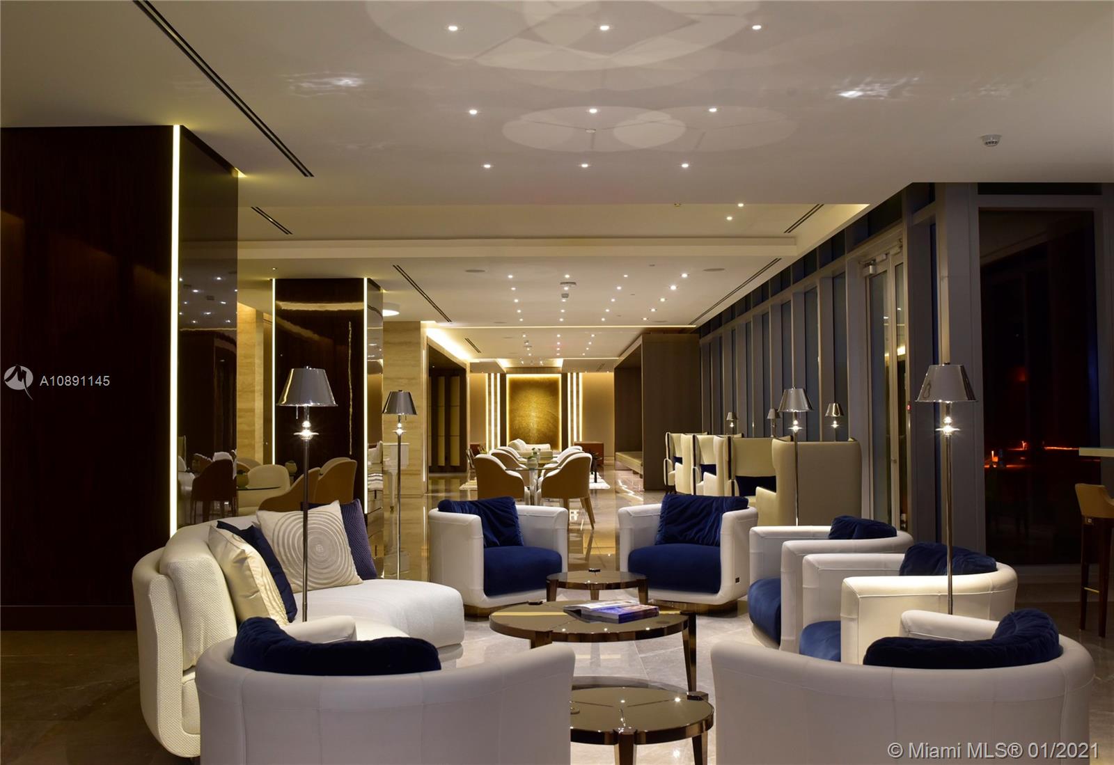 FENDI CHATEAU RESIDENCES - Residential