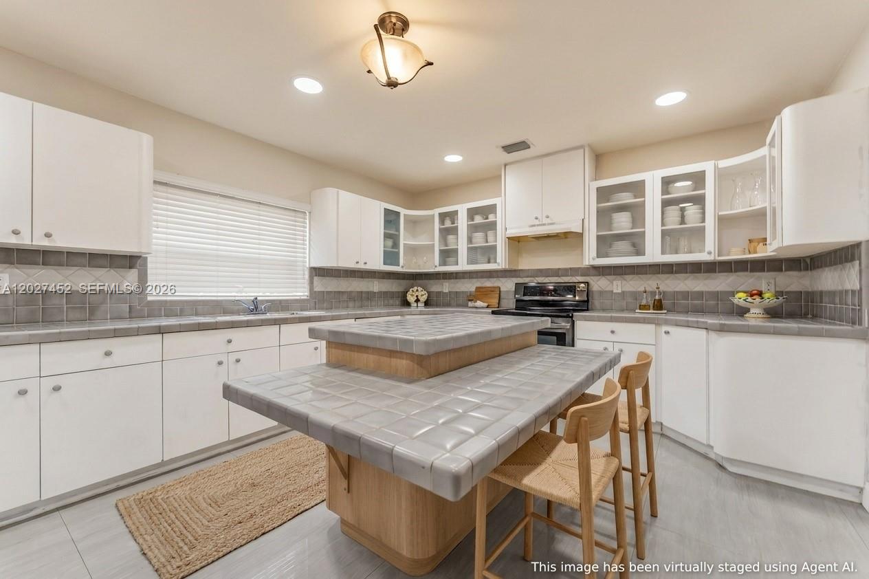 CORAL VILLAS REV - Residential