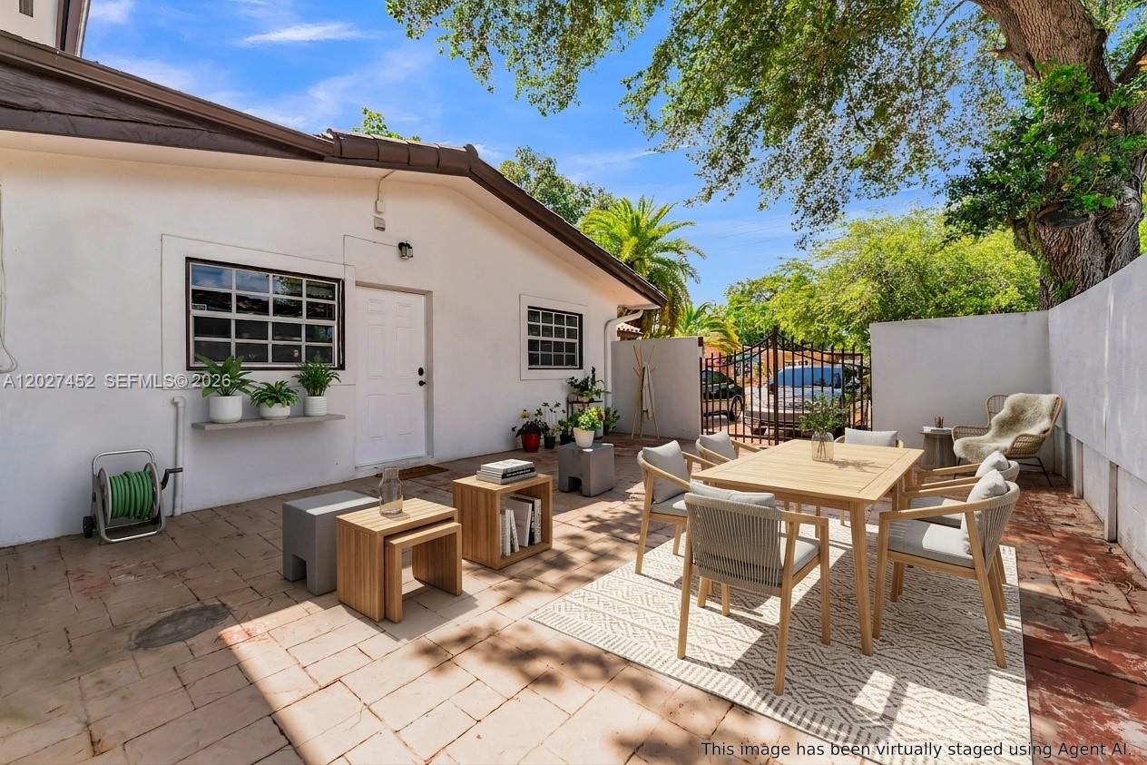 CORAL VILLAS REV - Residential