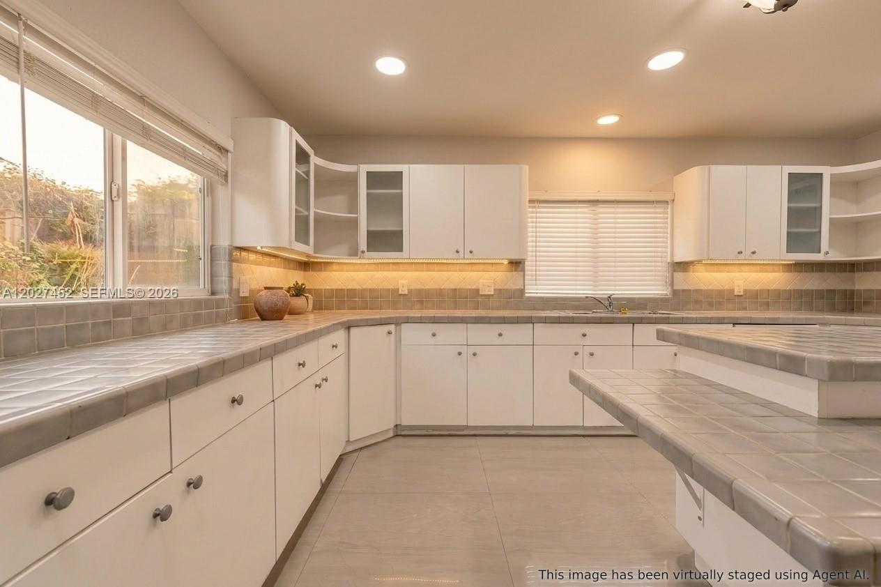 CORAL VILLAS REV - Residential