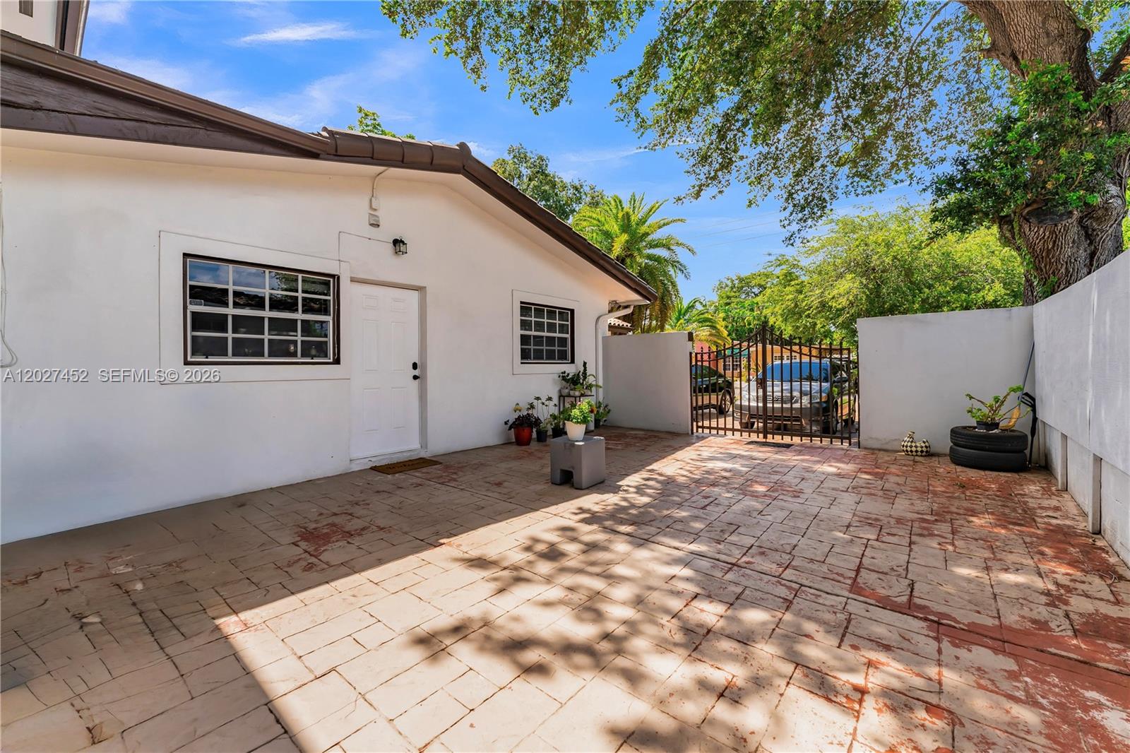 CORAL VILLAS REV - Residential