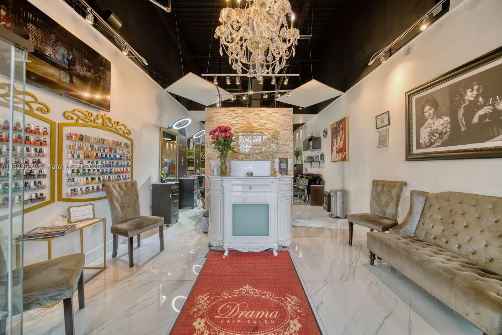 Excellent Business Opportunity: Beauty & Nail Salon for Sale
Well-known Beauty & Nail Salon for sale, with an established clientele and outstanding reputation in the area. The business features a modern, welcoming atmosphere and is fully equipped, ideal for continuing operations without interruption. Fully equipped nail stations, Spaces for hair styling and makeup services, Elegant reception and comfortable waiting area, Inventory and furnishings included in the sale. Located in a high-traffic area with great visibility, this salon is a perfect choice for investors or industry professionals looking for a profitable, turnkey business.