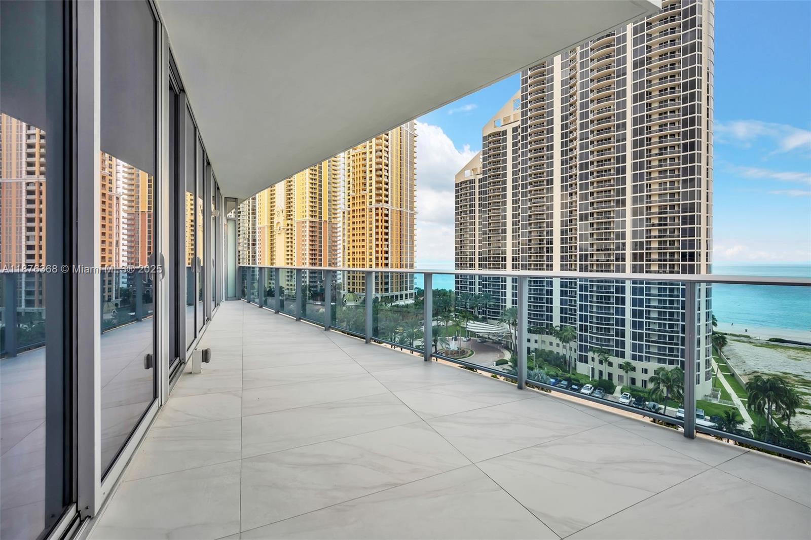 17550 Collins Ave 1003