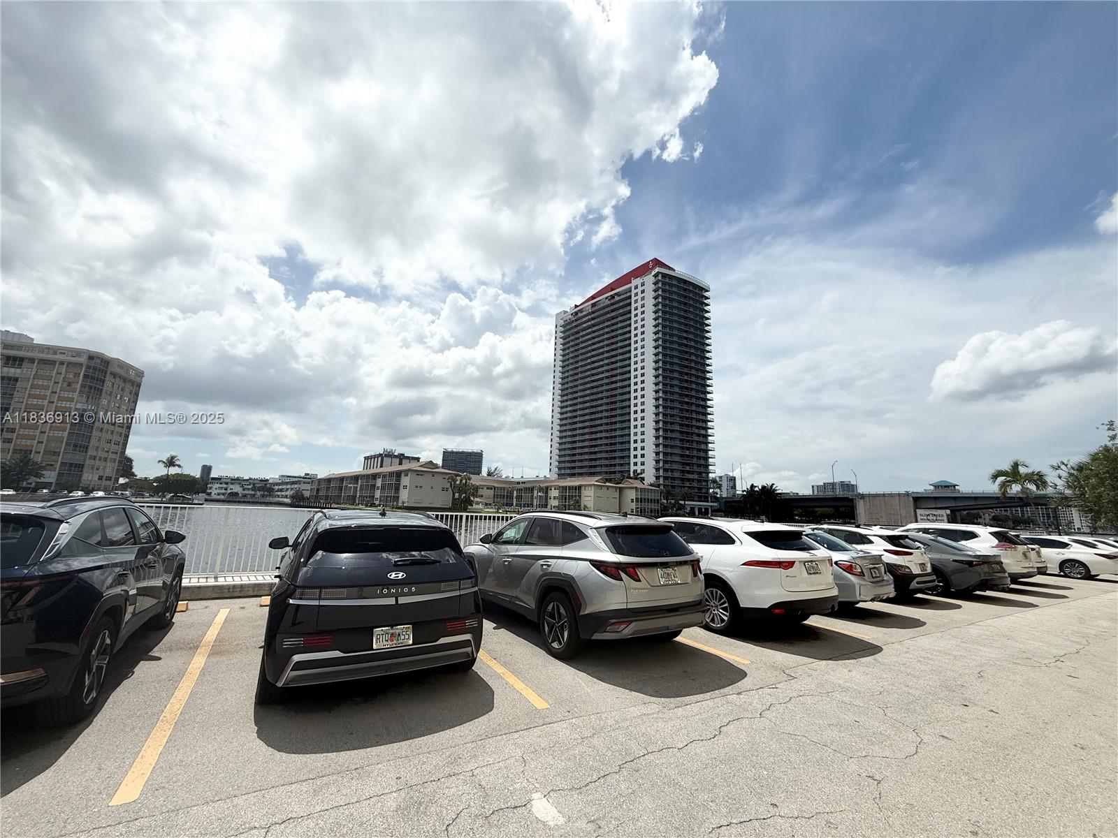 PLAZA TOWERS - Residential Lease