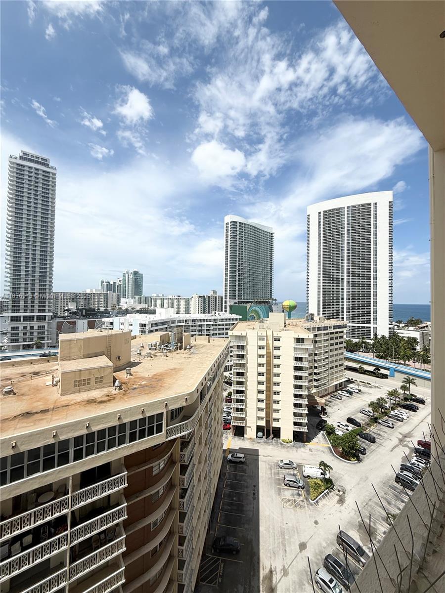 1833 S OCEAN DR 1707