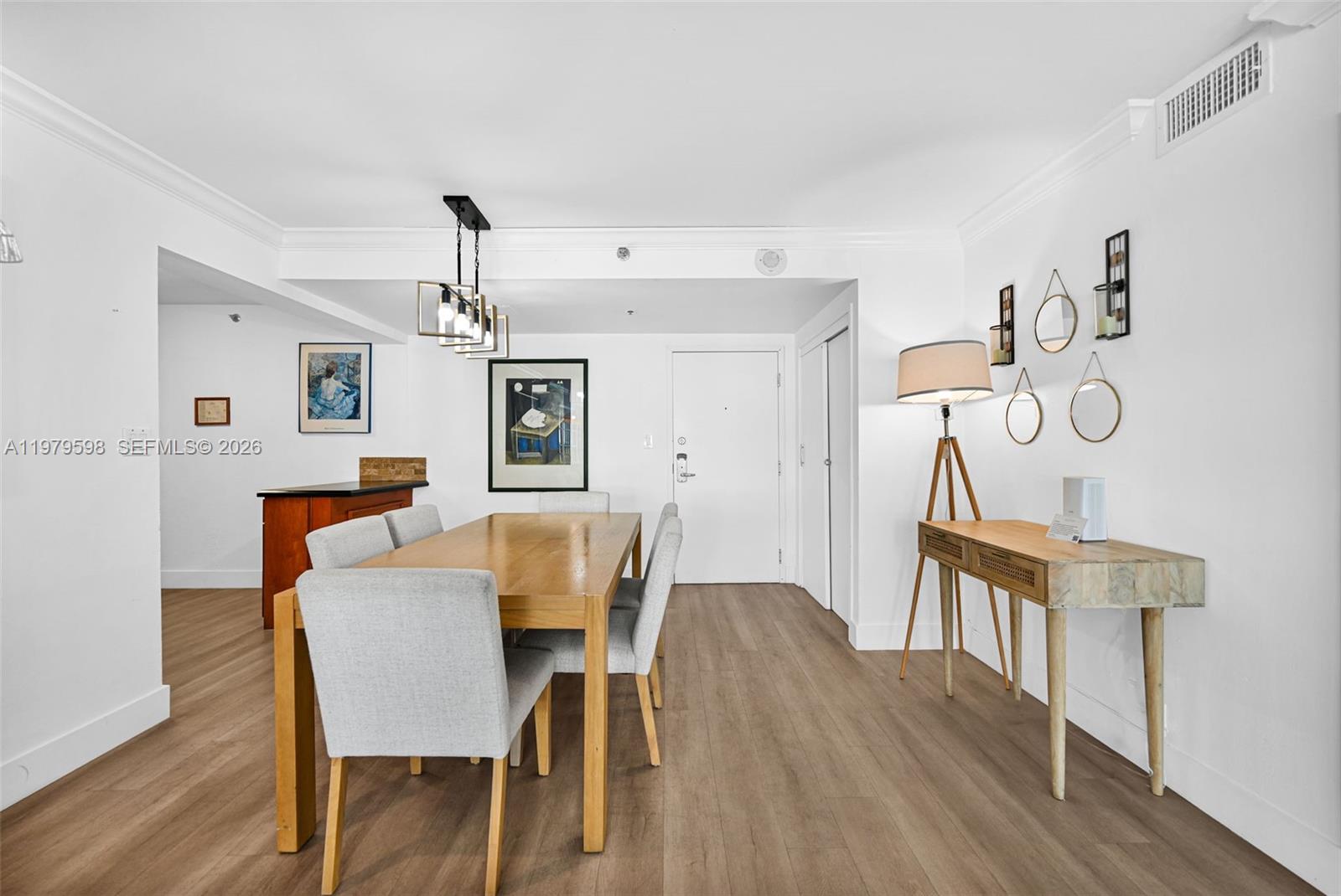 THE ALEXANDER CONDO - Residential