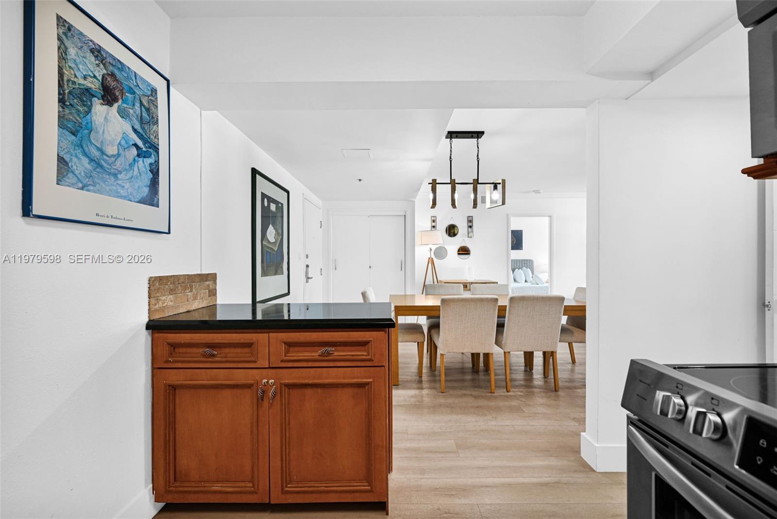 THE ALEXANDER CONDO - Residential