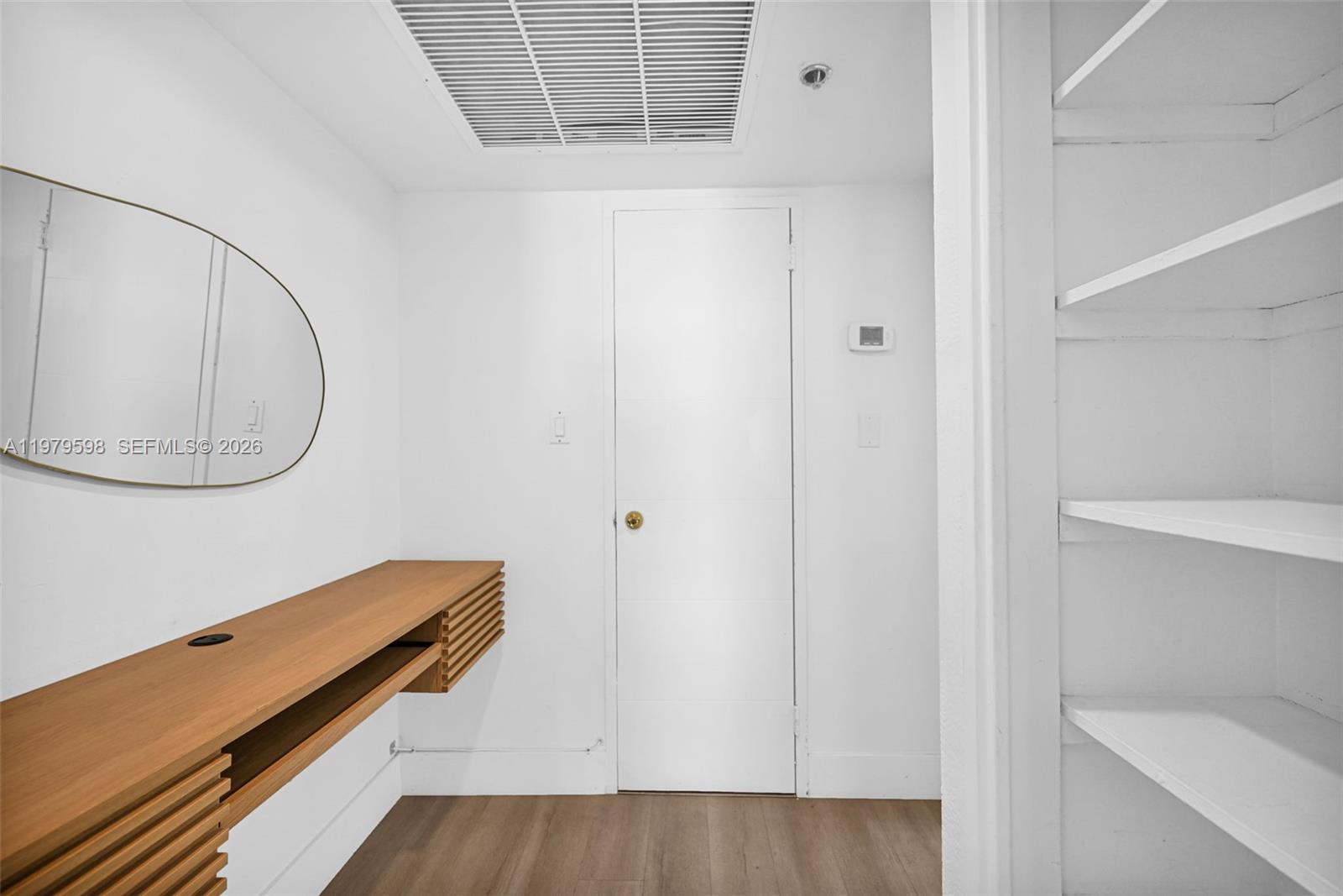 THE ALEXANDER CONDO - Residential