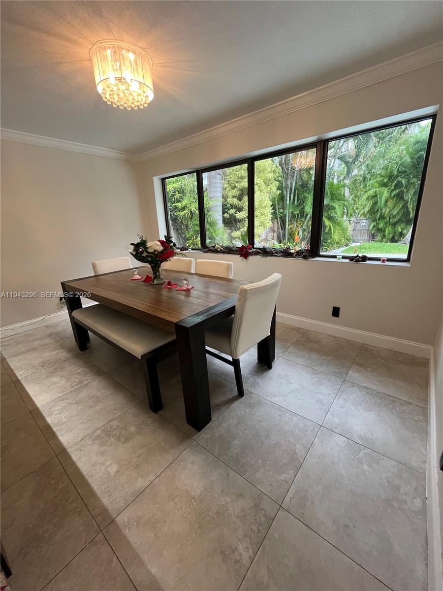 HOLLYWOOD LAKES SECTION - Residential