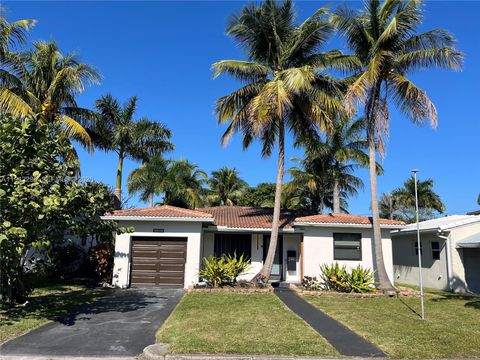 1111 Adams St Hollywood FL 33019