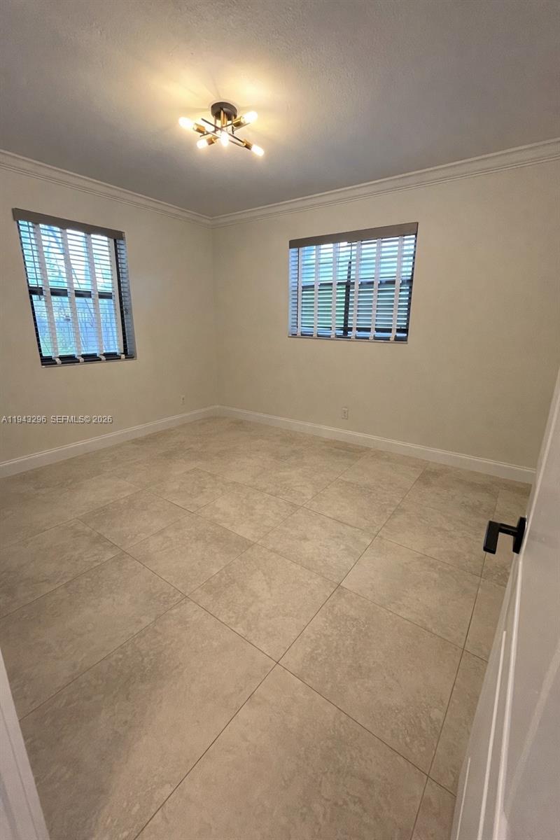 HOLLYWOOD LAKES SECTION - Residential