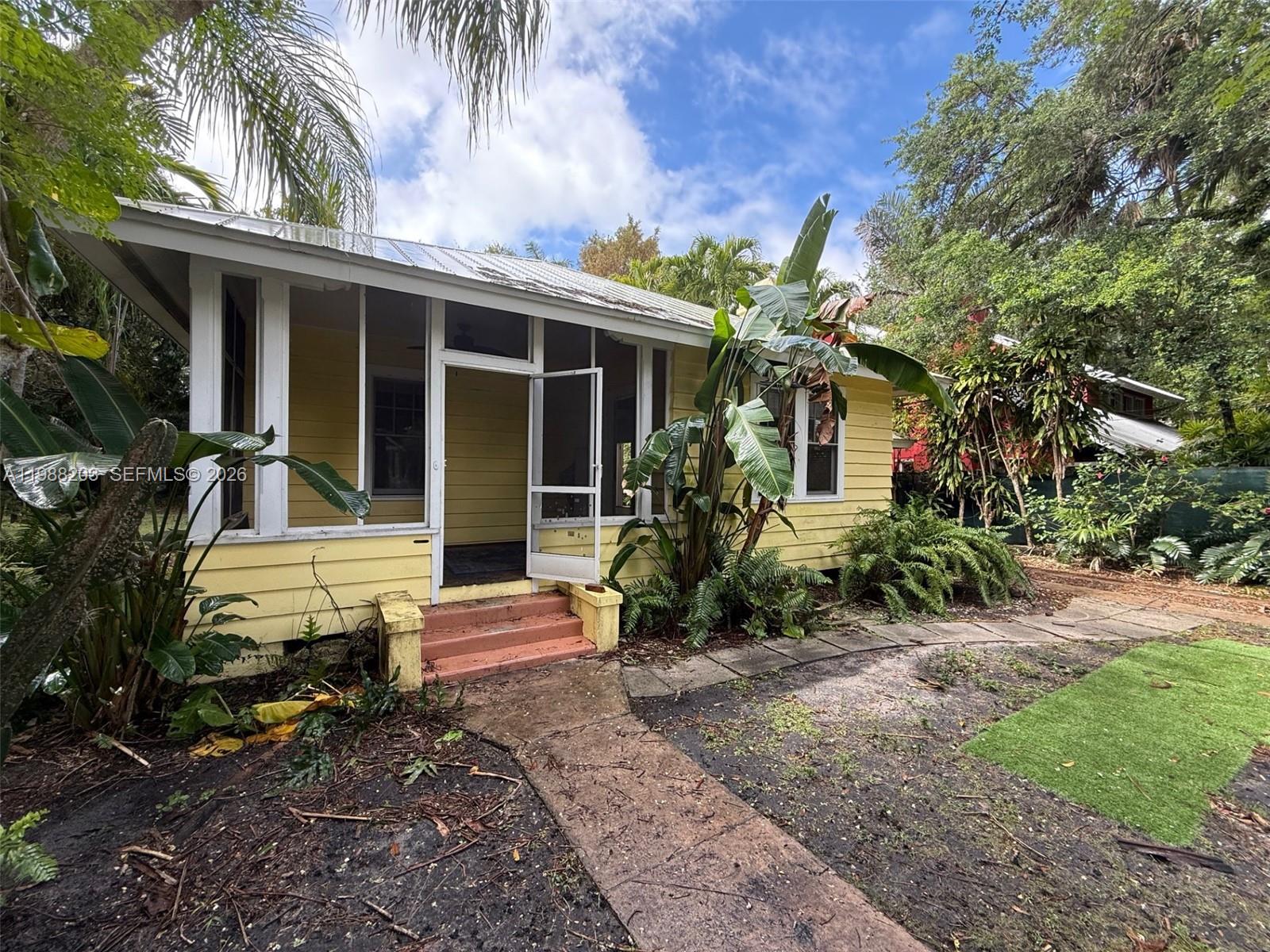 POMONA - Residential Lease