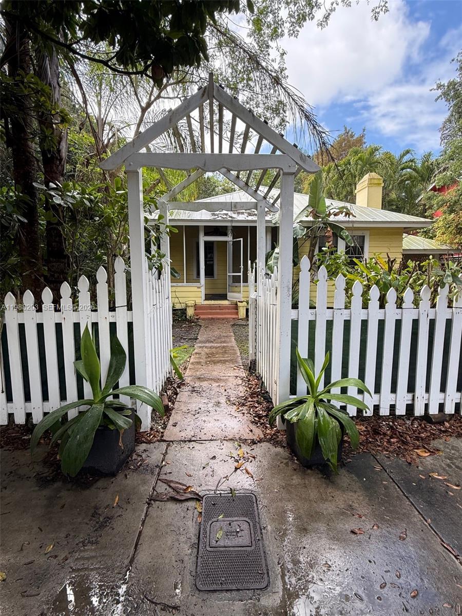 POMONA - Residential Lease