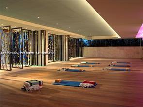 CENTRAL CARILLON BEACH CO - Residential Lease