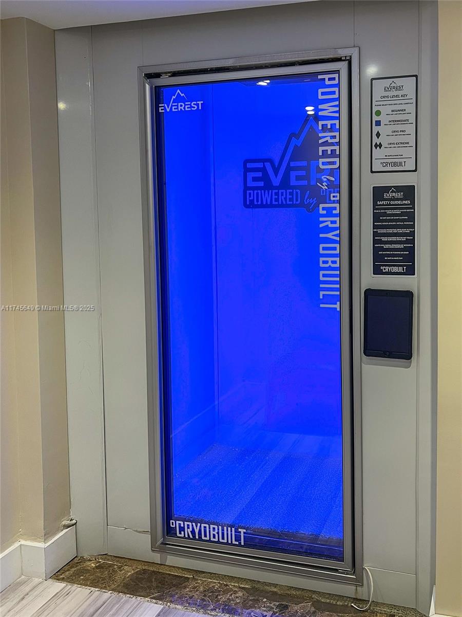 CENTRAL CARILLON BEACH CO - Residential Lease