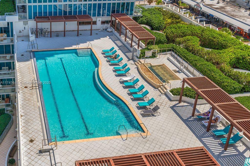 CENTRAL CARILLON BEACH CO - Residential Lease