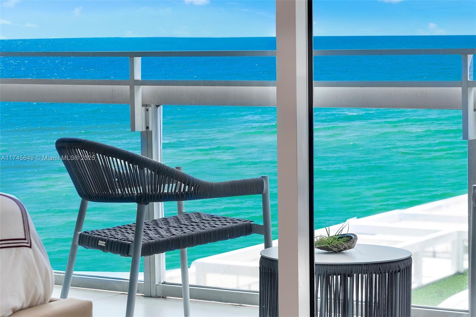 CENTRAL CARILLON BEACH CO - Residential Lease