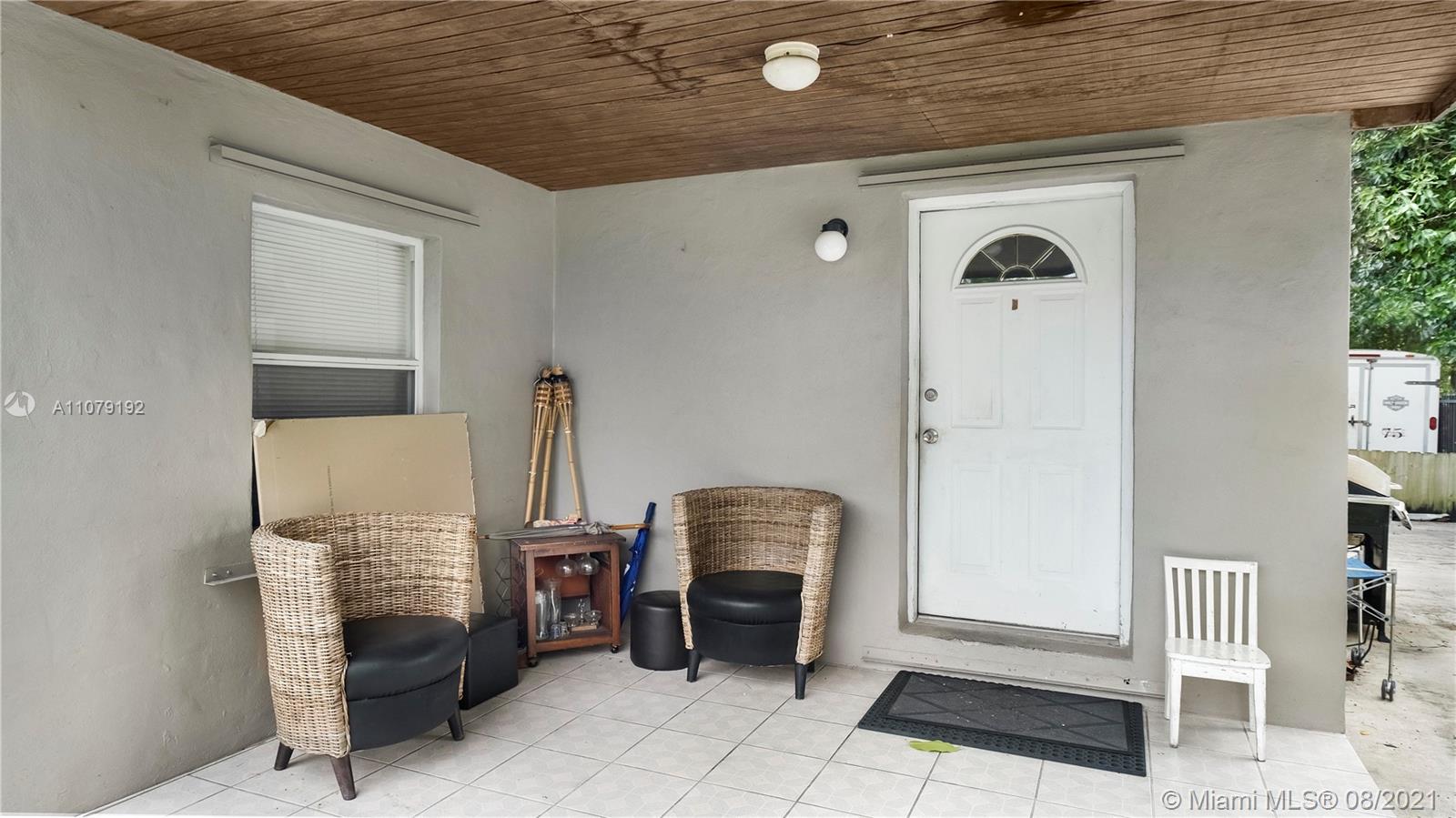 GRAPELAND HEIGHTS - Residential