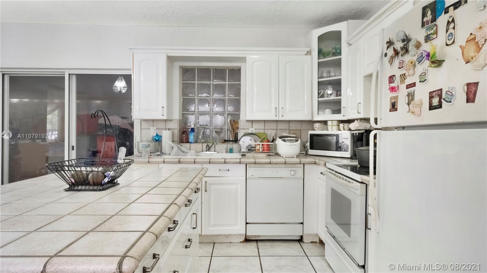 GRAPELAND HEIGHTS - Residential