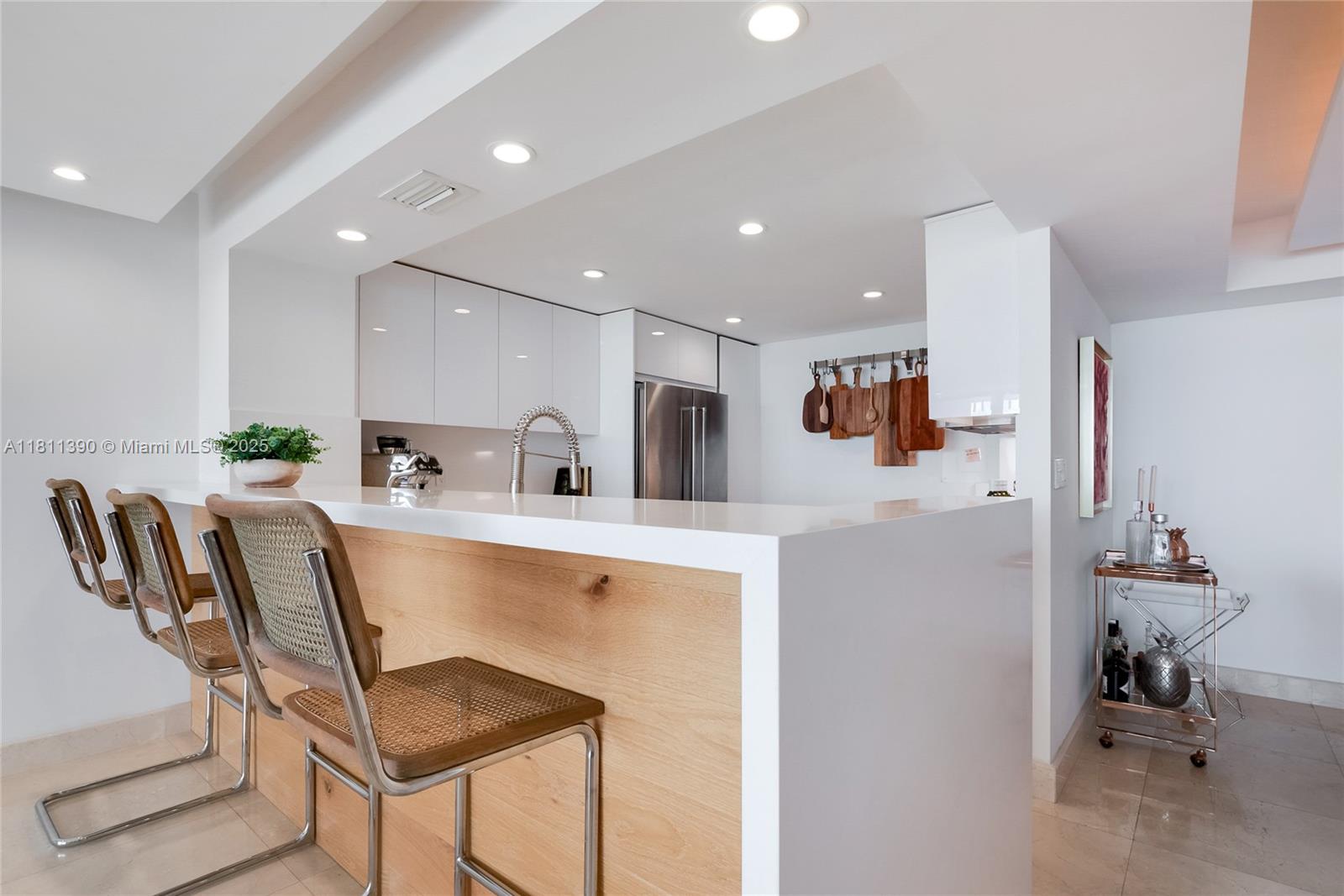 GROVE ISLE CONDO - Residential