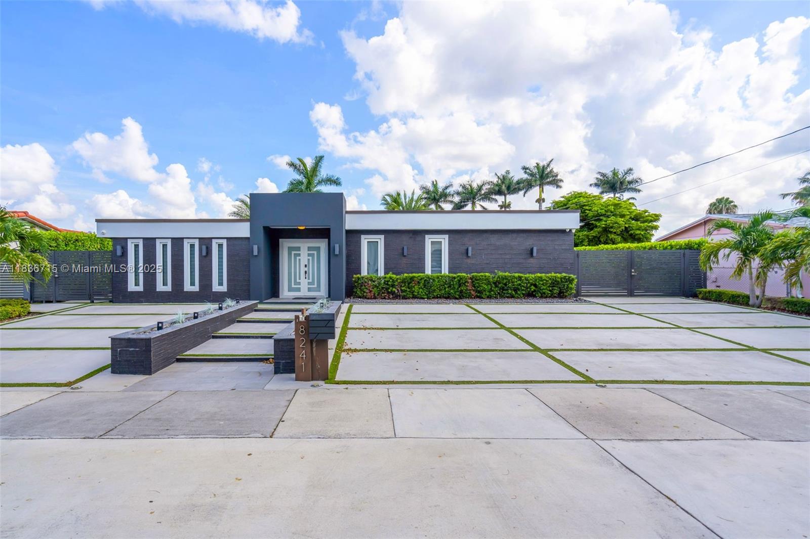 Welcome to this Lakefront Paradise 3 bedroom 2 bathroom, one story single family home with private backyard. Beautiful landscaping. Enjoy the unique breathtaking sunsets from the pool or have fun boating, jet skiing, swimming or fishing. Located near A+ rated schools, shopping, and highways.