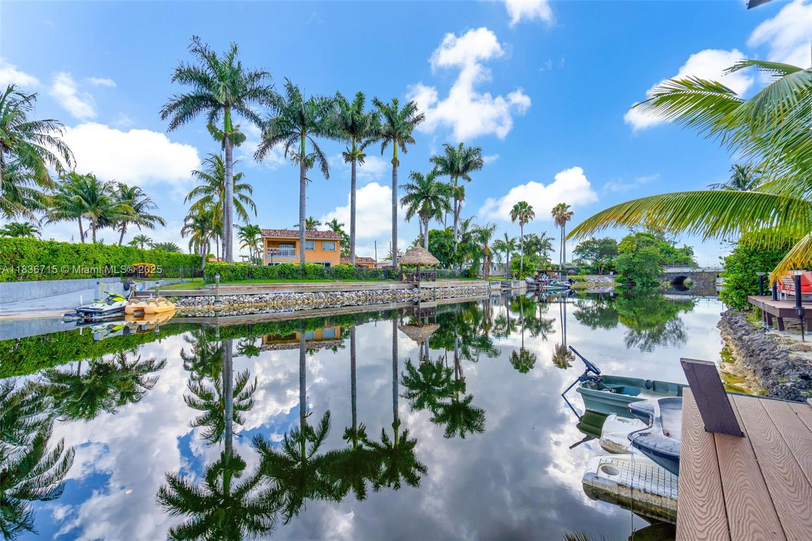 2ND ADDN TO PALM SPRINGS - Residential