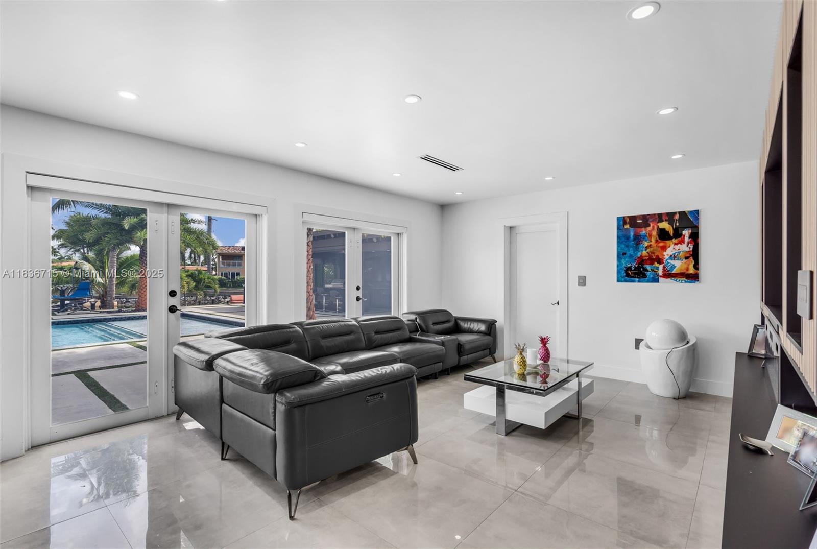 2ND ADDN TO PALM SPRINGS - Residential