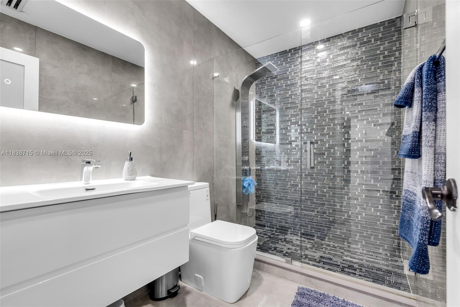 2ND ADDN TO PALM SPRINGS - Residential