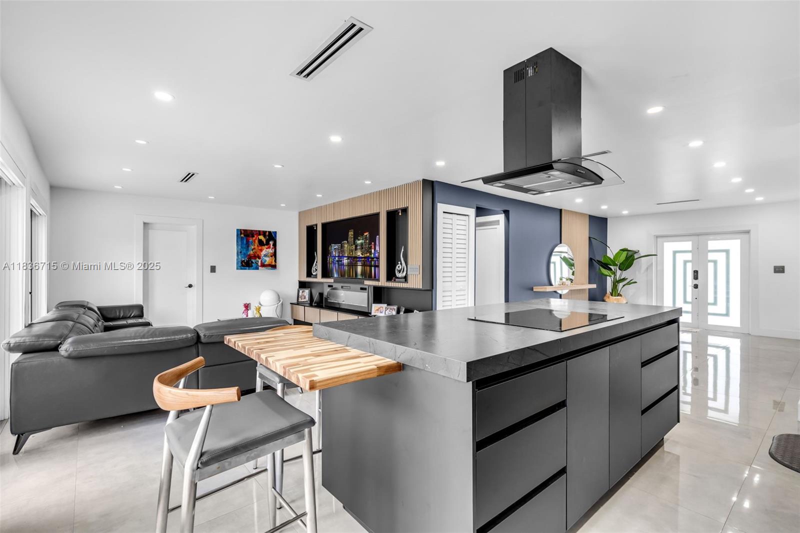 2ND ADDN TO PALM SPRINGS - Residential