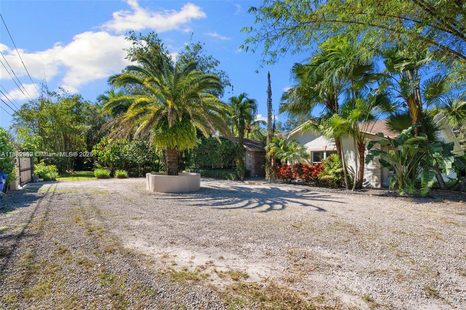 jomnel terace - Residential