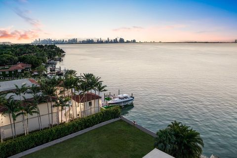 Photo of 5226 N Bay Rd, Miami Beach, FL 33140 (MLS # A11873770)