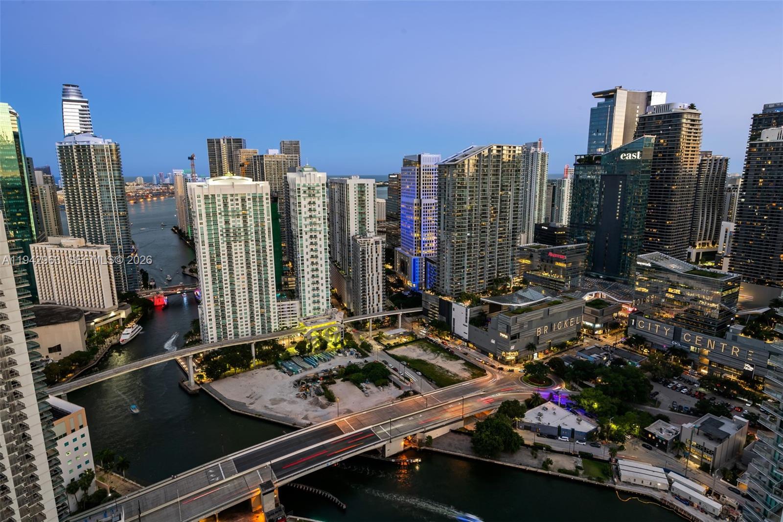 IVY CONDO - Residential Lease