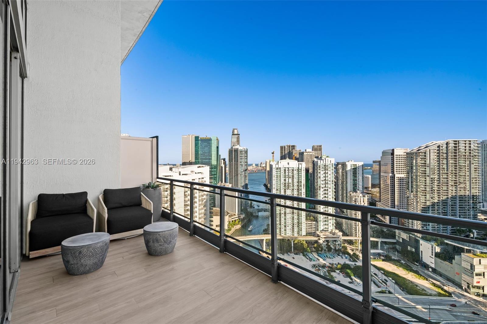 IVY CONDO - Residential Lease