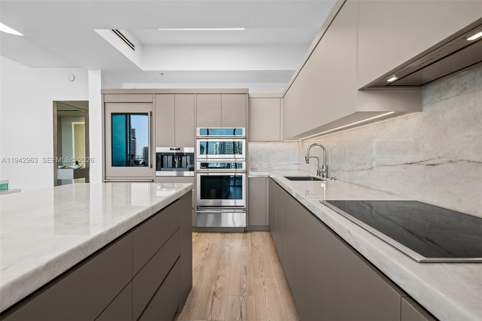 IVY CONDO - Residential Lease