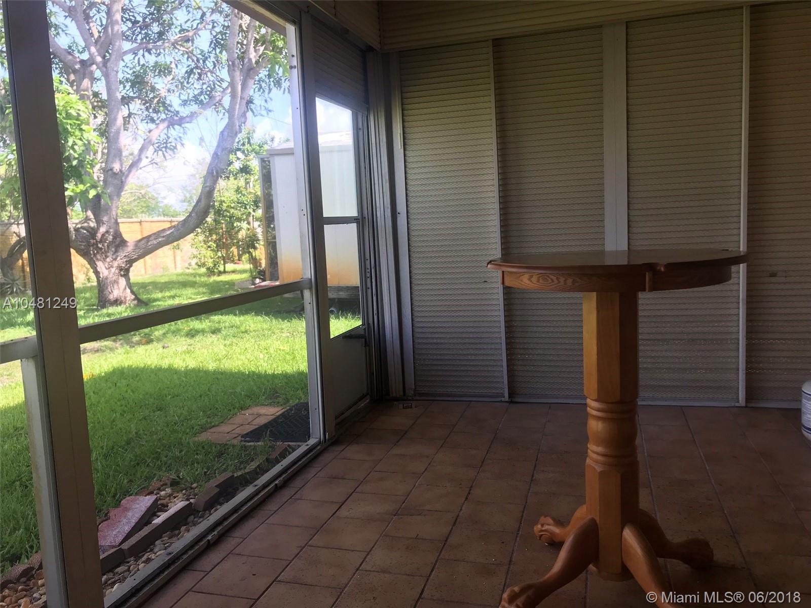 KNOLLS 4 SEC - Residential