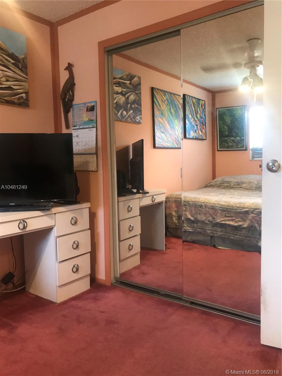 KNOLLS 4 SEC - Residential