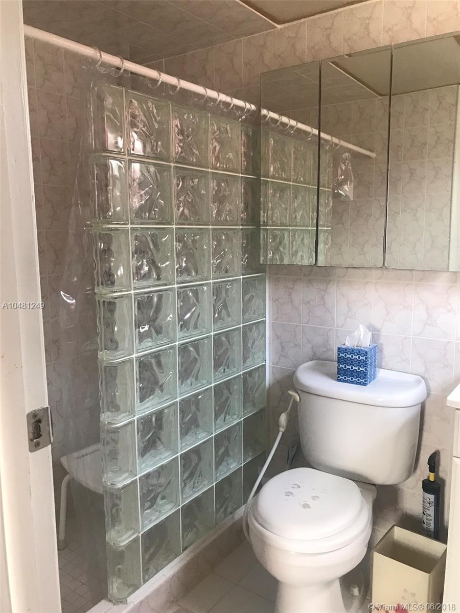 KNOLLS 4 SEC - Residential