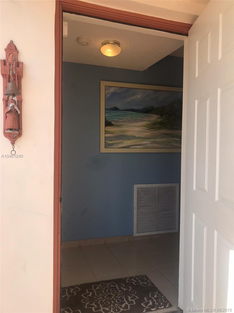 KNOLLS 4 SEC - Residential