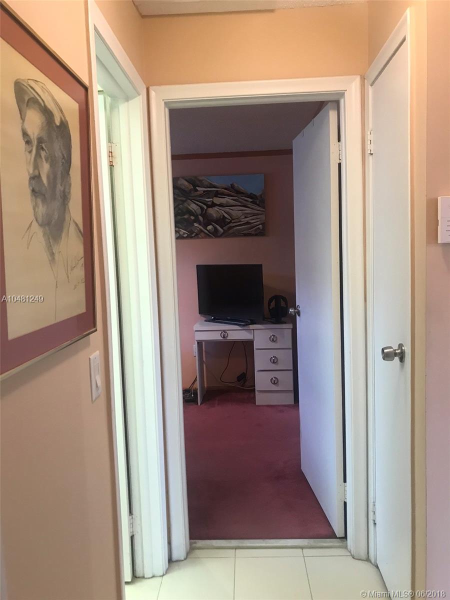 KNOLLS 4 SEC - Residential