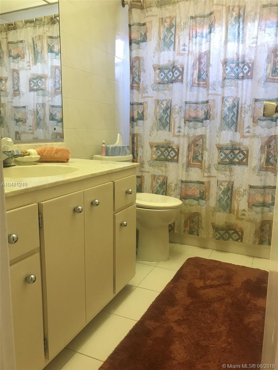 KNOLLS 4 SEC - Residential