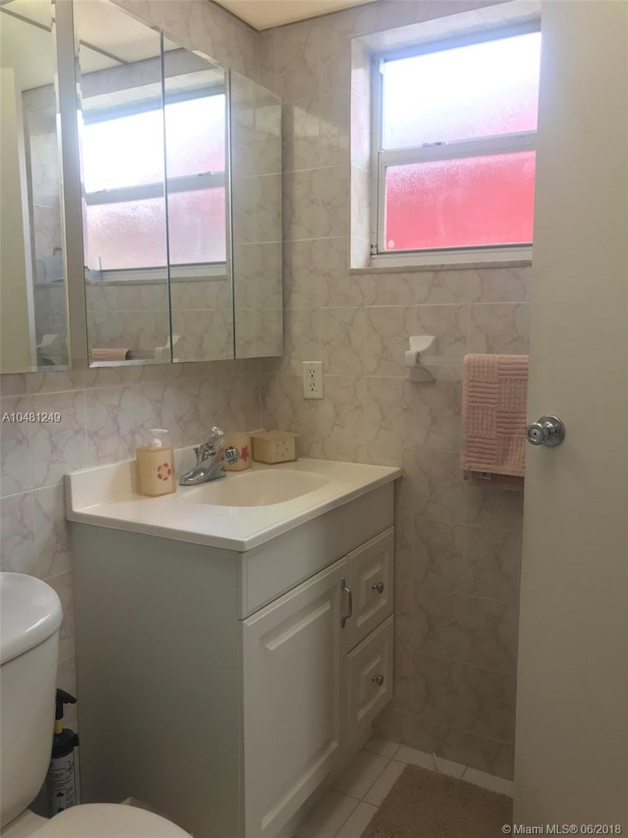 KNOLLS 4 SEC - Residential