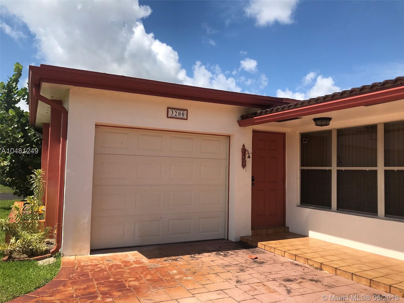 KNOLLS 4 SEC - Residential