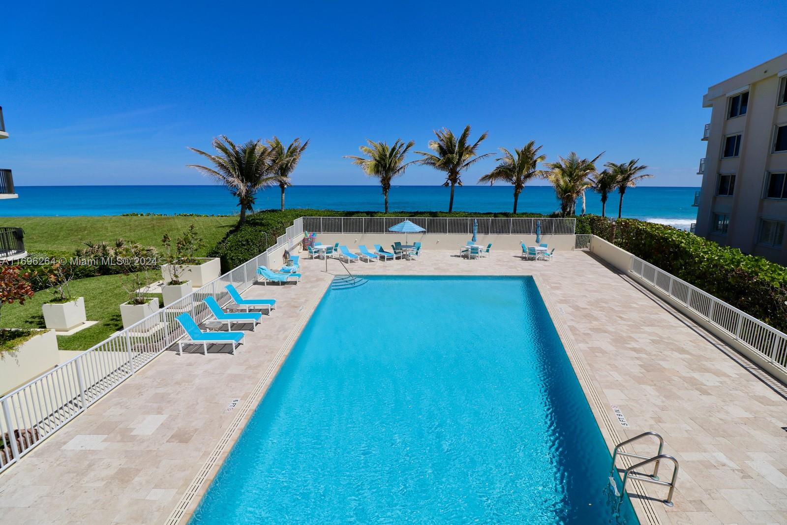 TEQUESTA TOWERS CONDO - Residential
