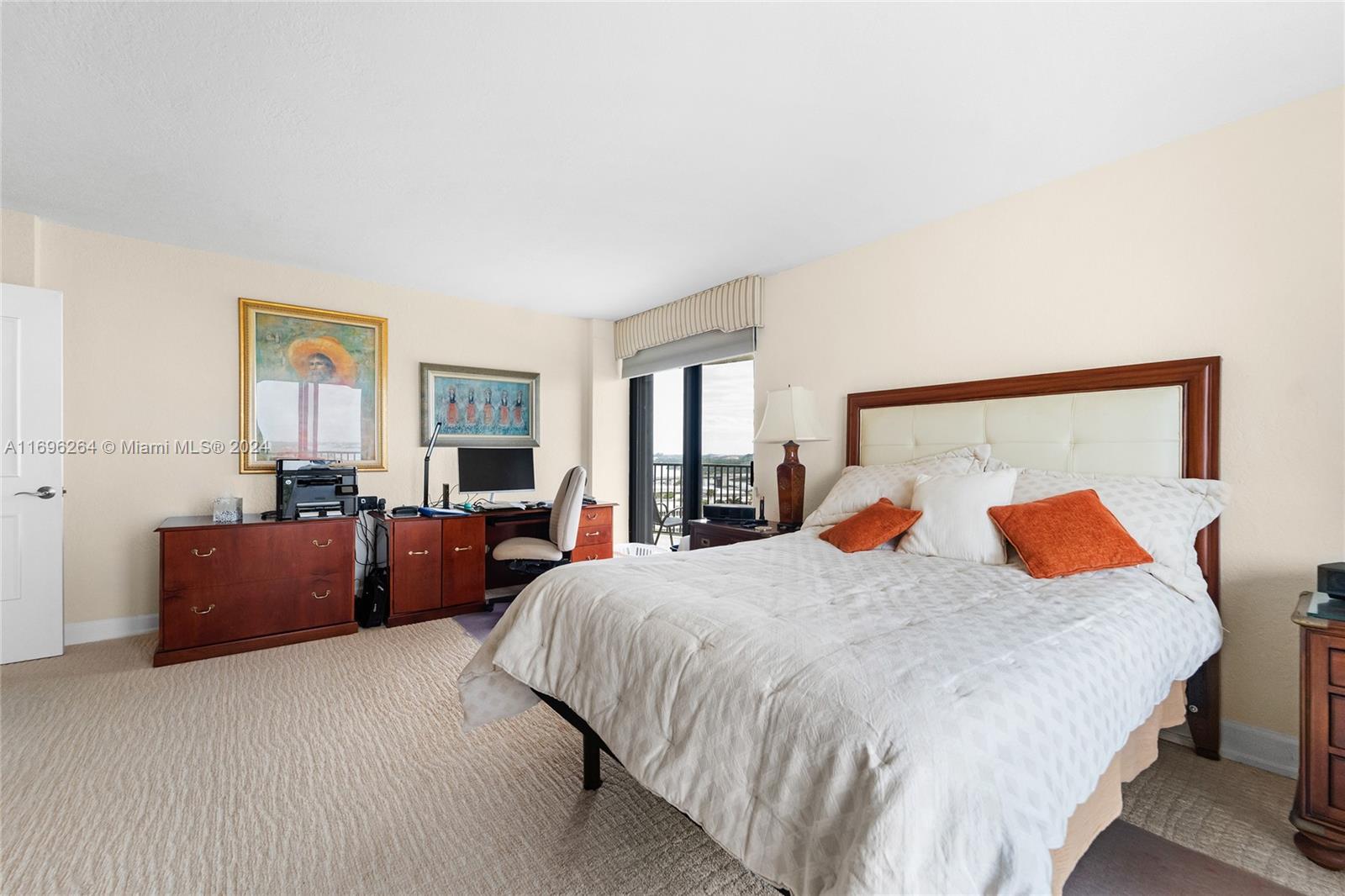 TEQUESTA TOWERS CONDO - Residential