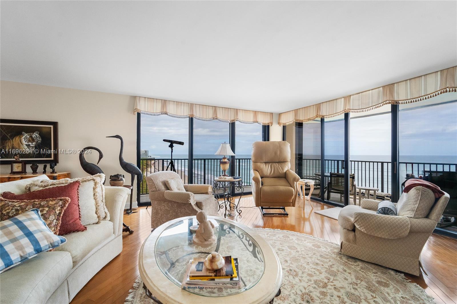 TEQUESTA TOWERS CONDO - Residential
