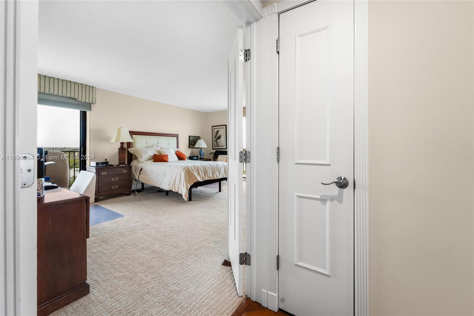TEQUESTA TOWERS CONDO - Residential